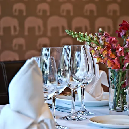 Rixwell Elefant Hotel 